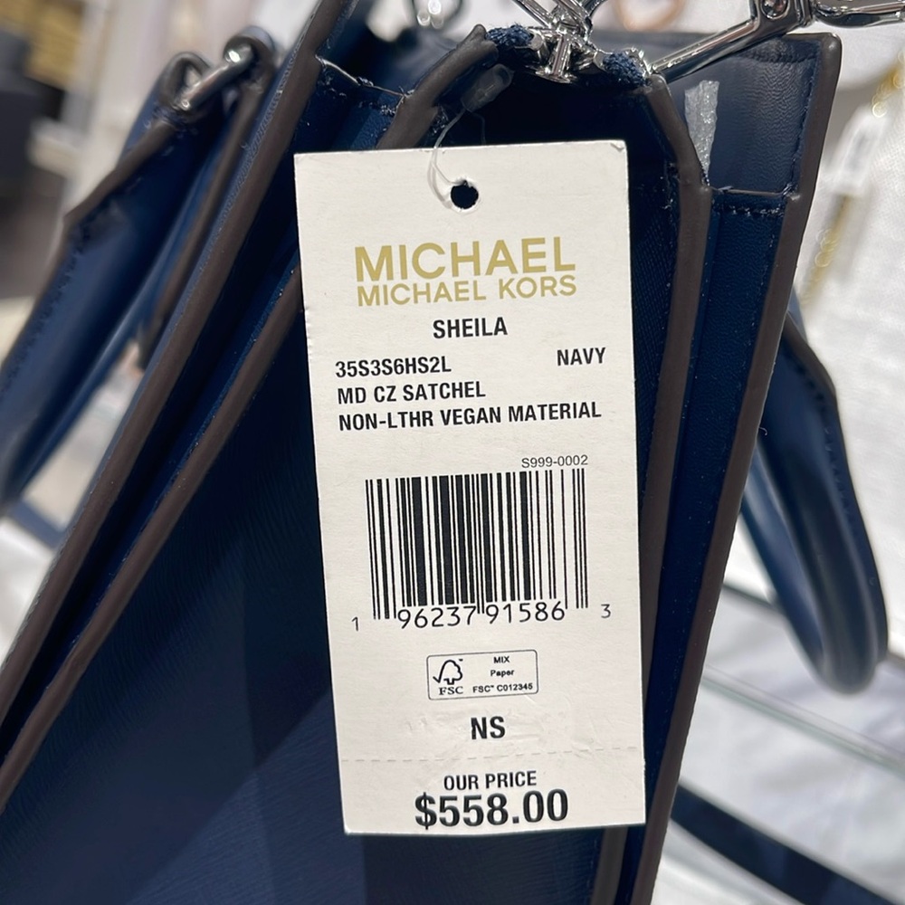 Michael Kors Sheila Medium Center Zip Satchel Crossbody Bag
Navy 
NWT - Picture 10 of 16